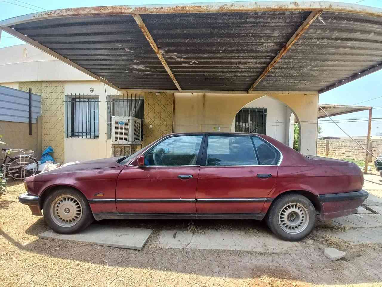السلام عليكم
BMW 1988 V6
كير اوتوماتيك 
حجم 735 
فول اوتوماتيك 
طخم تواير زوجين جديد
صدر جديد
فتحة سقف
كير ومحركة بحالة جيدة 
تبريد كامل نقص غاز فقط 
محرك فل 
قفل مركزي
رقم بغداد خصوصي الماني
مكان السيارة : موصل
رقم الهاتف ***********
ملاحظة :- السيارة صاير فوكها طبقة تراب خفيفة .
