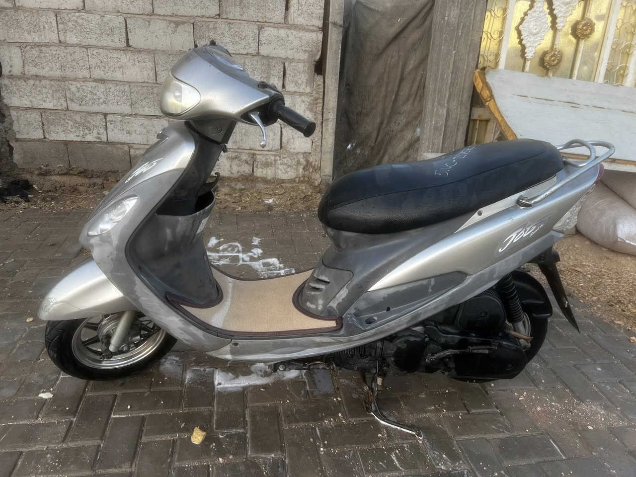 السلام عليكم   ماكس كله بلادي جديد مكان السماوه جسره المستشفى العام ***********سعر ٩٥٠
