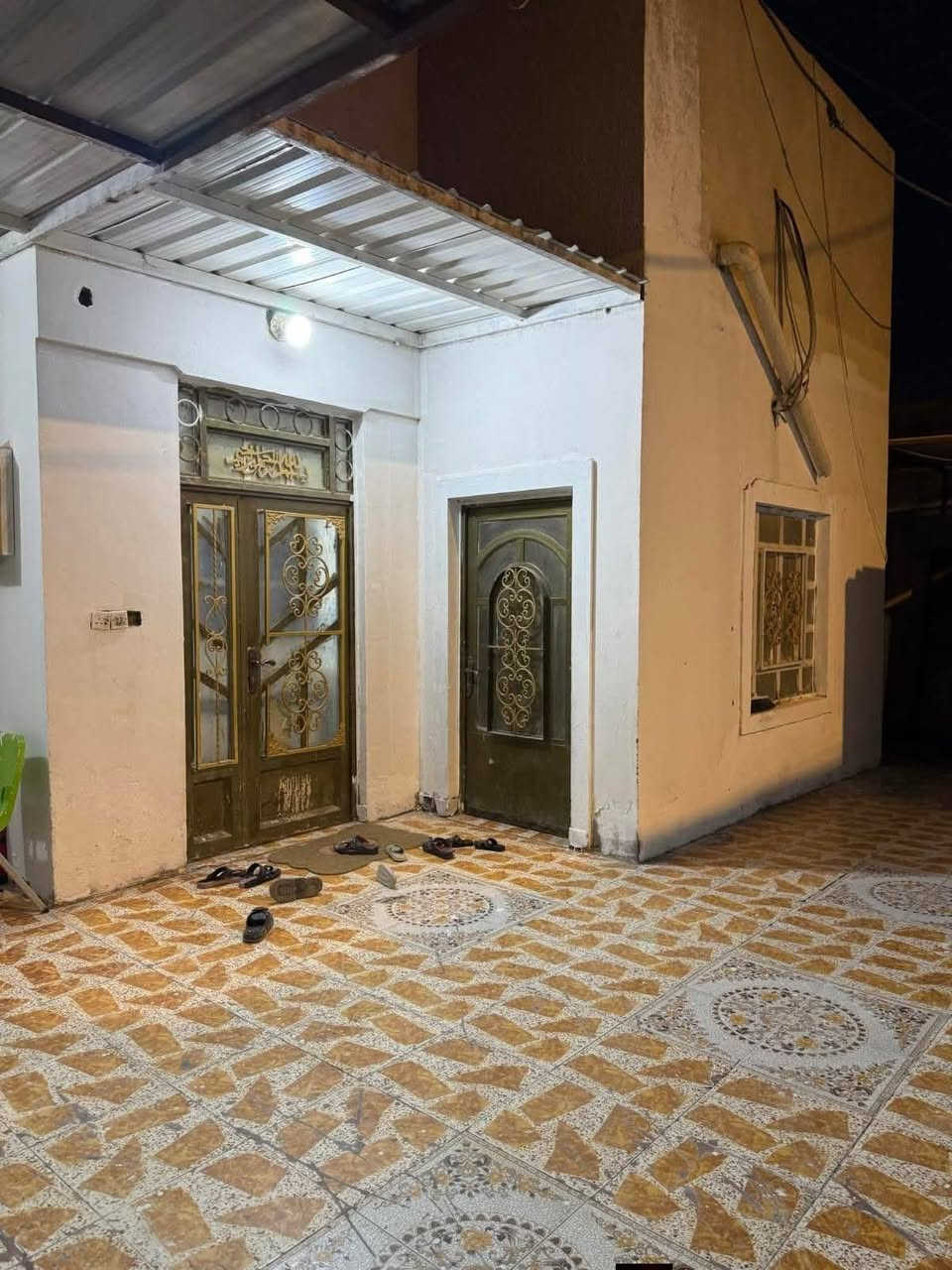 يتوفر بيت للبيع وقف مسجل اصولي وقف شيعي
اجار سنوي 50الف🏡

📌

#مساحة  300متر🅱️

يحتوي البيت على 🌟

غرف2 ♦️

ديوان♦️

مطبخ💈حار ❄️

صاله2♦️

صحيات داخلي ♦️ وخارجي 

کراج سياره   مجاري على نهر وسطح ايزو كام 

#البناء  درجه اولى وجاهز من كلشي  منطقه هدوئ ومتوفر بيها جميع الخدمات قريب مدارس طيور الخصيب  50متر عن شارع الوسطي

سعر 65وبي مجال قليل
   

الاتصال عل رقم الاستفسار ***********
✴️العنوان  ابي الخصيب   طرزاويه على شارع تبليط مباشر
