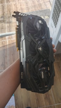 كرت شاشه Rtx 2060 Super الكرت يعرض صوره بس بيهه عطل ماعرف منين بضبط  ا...