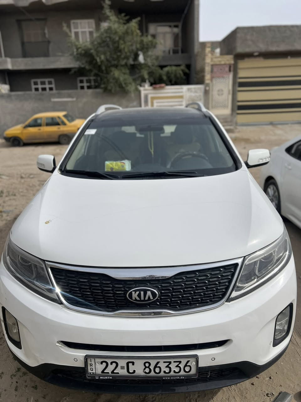 سورنتو 2014 خليجي رقم اربيل 
جاملغ ونص باب
4اسلندر 
السعر 150$
***********
