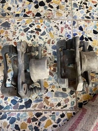 ادوات كورلا مستخدم حاويه  مديل 18 19 شرط ع فحص كل الادوات 07715853814