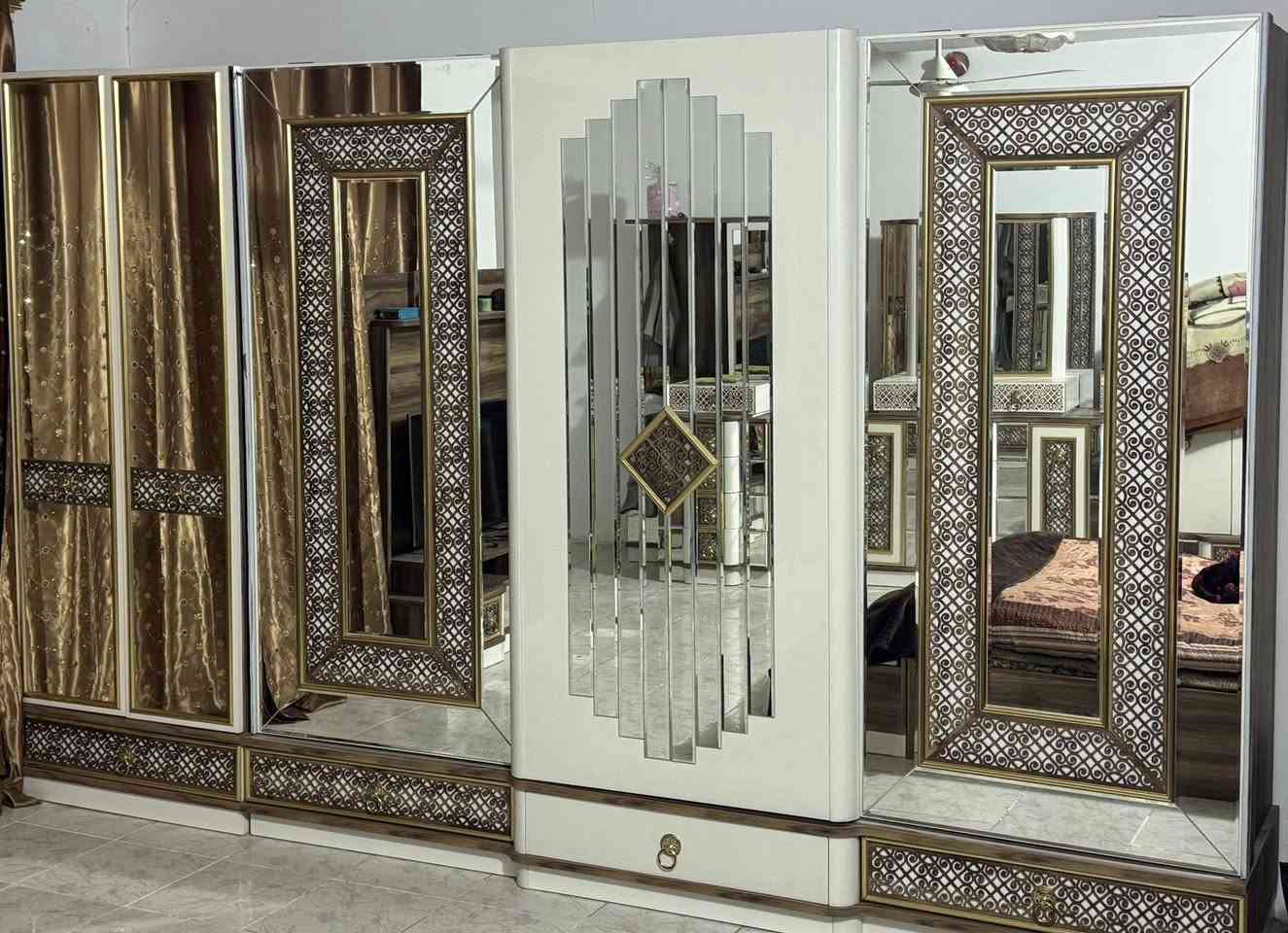 السلام وعليكم   غزفه لبيع جديده 9قطع ورايده 15000000


**إذا كنت صاحب هذا الإعلان وتريد حذفه لأي سبب، رجاءا أرسل رسالة إلى الدعم الفني**