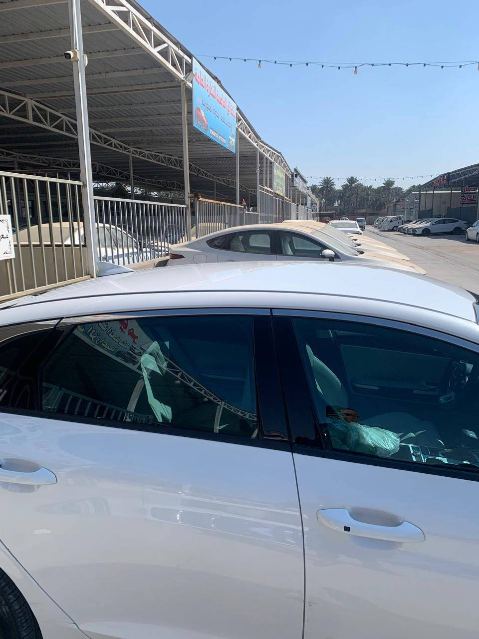 السلام وعليكم للبيع k5 خليجي رقم شمالي سياره 1/1
موديل 26 مستجل على بيعته 
سعره 220 مكاني الدوره
بيه شويه بارد  بالباب موضح بالصور 
***********
