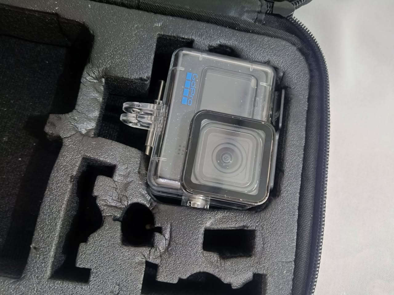 #كامره_للبيع  12 بس جديده صورت بيهة فديو واحد وما تشتغل علا  تلفوني كامل اكسوارات لزكات ضد الكصر معا رام 
معا بطاريات 2 حتياط وكيس شحن  تعرفون سعر الجديد  الشراي ينطي بيهة سعر وافضل البيع وجه لوجه مكاني البصرع  الجميع


**إذا كنت صاحب هذا الإعلان وتريد حذفه لأي سبب، رجاءا أرسل رسالة إلى الدعم الفني**