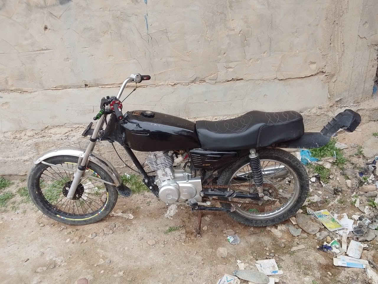 عندي هاي النامه 2025 مراوس باي دراجه التايجر 21 مراوس بسيفان اي دراجه مراوس بيهاه


**إذا كنت صاحب هذا الإعلان وتريد حذفه لأي سبب، رجاءا أرسل رسالة إلى الدعم الفني**