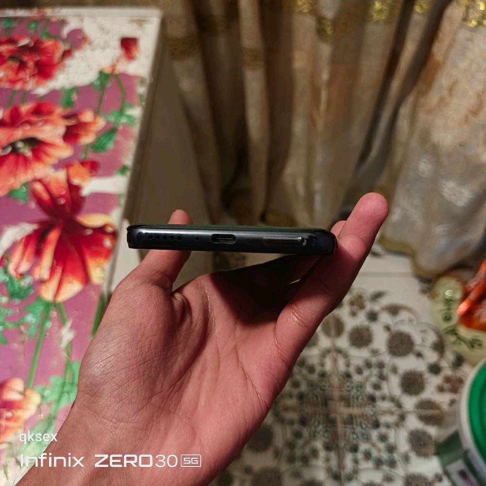 Xiaomi 12t pro - global 
Jp version

مراوس باقوى انا افضل /
او بيع ب 345 
وبي مجال جدا بسيط

الجهاز نظافه 100% + ويا فقط شاحنه هديه مني للمشتري

عنواني بصره ابو الخصيب حي العسكري قرب سنتر عبدلله 
رقمي ***********

وتحياتي للكل 🖤