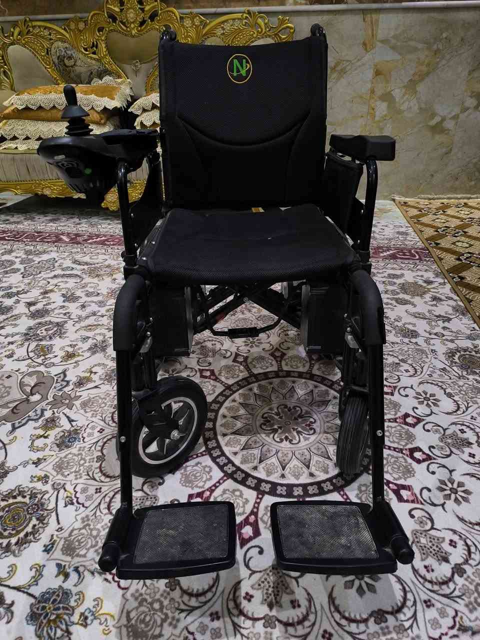 السلام عليكم هاي عربانه شحن جديده نضافه 95 بل ميه للبيع السعر 450 وبيه مجال التواصل على هاذه الرقم *********** مكان كربلاء شارع المركز
