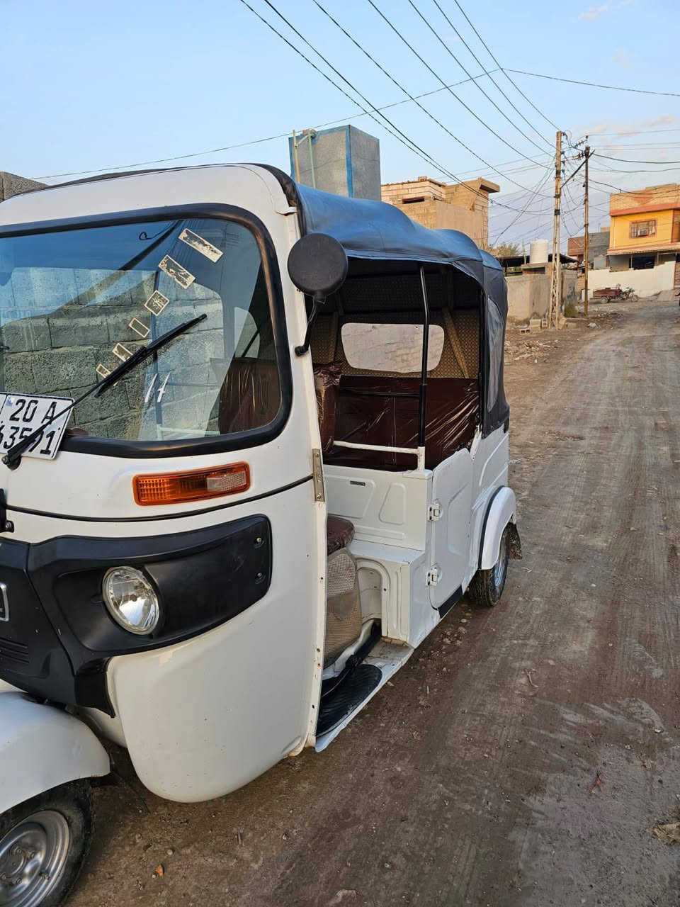 السلام عليكم تيك توك للبيع نظيفه 100% سعرها 8 وبيها مجال ***********
