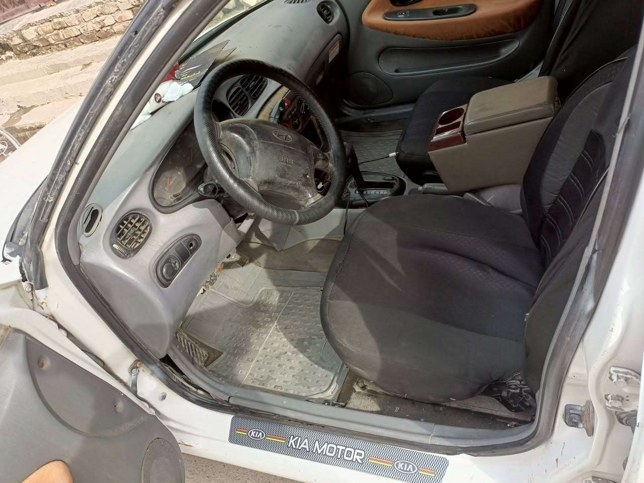 سلام عليكم ورحمة الله  سياره للبيع مديل 2000سياره سنويه يلا 2027تخم تاير باتري صدر كله جديد  تبريد ثلج  كير ومكينه  فول  سياره جديده بمعنه الكلمه سعره 50وبيه مجال هاذه رقم ‏‪***********‬‏
