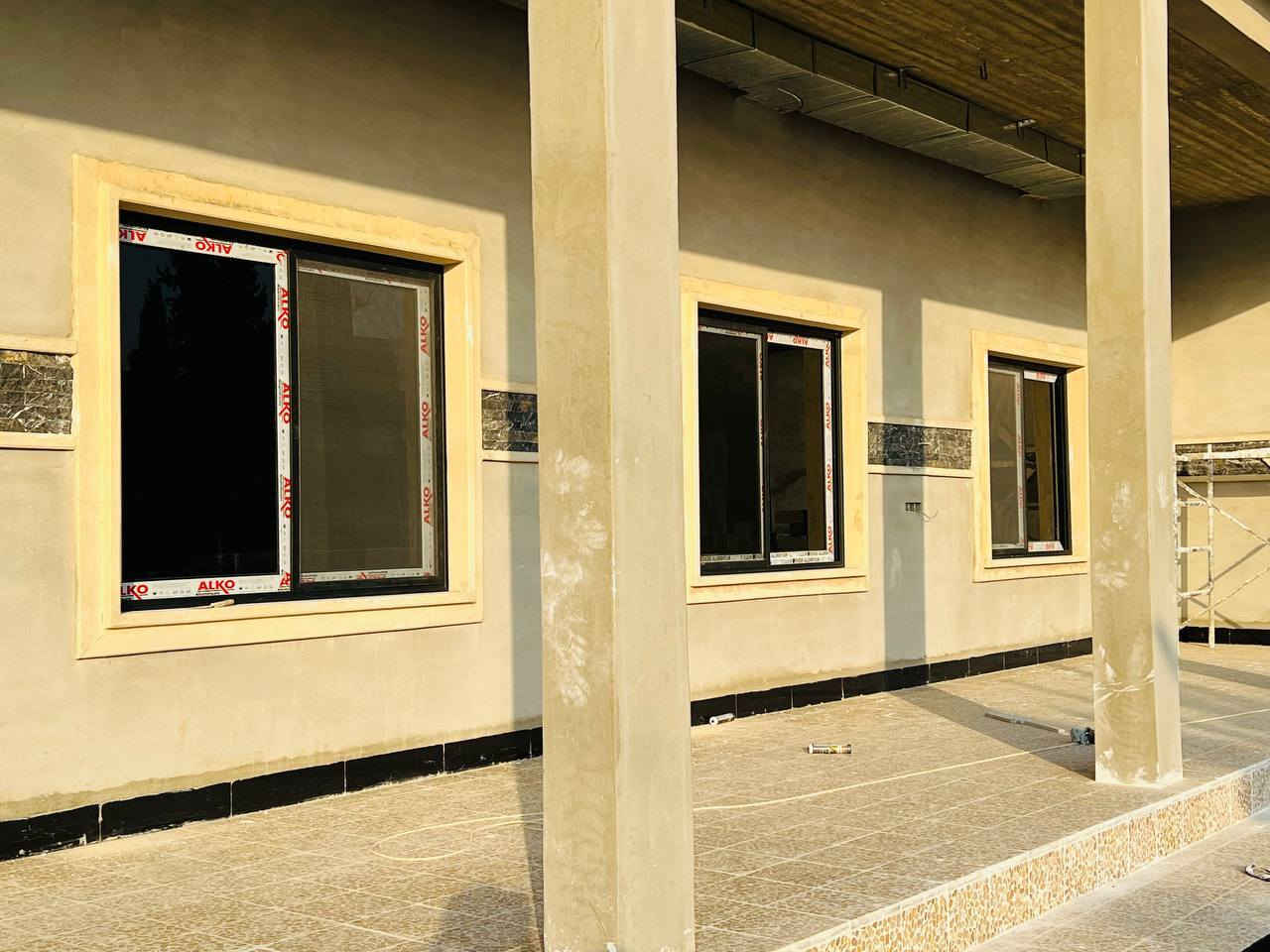 🔥 تخفيضات مميزة على الألمنيوم و الـ PVC 🔥

✅ ألمنيوم سلايد 4 خطوط
🔹 عرض المقطع 10 سم
🔹 مع مانع ذباب
🔹 ضمان 10 سنوات
💰 سعر المتر: 60 دولار فقط

✅ باب ألمنيوم إيطالي
💰 السعر: 150 دولار

✅ شبابيك PVC (بلاستك)
🤍 الأبيض: 26 دولار للمتر
🎨 الألوان: 40 دولار للمتر

✅ أبواب PVC
🤍 الباب الأبيض: 110 ألف دينار
🎨 الباب الملون: 175 ألف دينار

📍 العنوان:
الموصل – الجانب الأيمن
مدخل الزنجلي من جهة البورصة

📞 للاستفسار والطلبات:
***********
***********

✔️ جودة عالية
✔️ تنفيذ دقيق
✔️ أسعار منافسة
