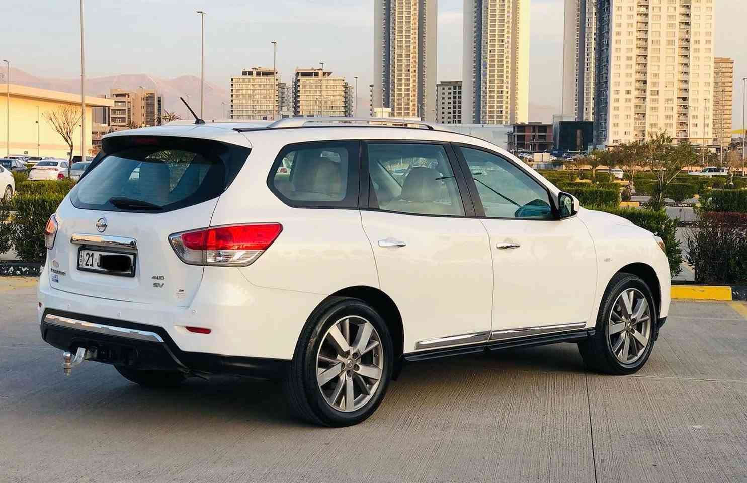 ‎  نيسان باسفندر 2014 خليجى
‎ ٦ سلندر  
‎ماشيه 220000 كيلومتر
‎مواصفات 
‎بصمه شغال بانوراما كاميرا امامى و خلفى حساس خلفى ستىرن كهرباى صندوق شفط 
‎تبريد مركزى ٣ مقعد كشن جلد داخل بيجى
‎ شاشه كبير
‎جاهز من كلشي تبريدكيرمكينه كهربائيات صدر كله جاهز  
‎رقم سنويه جديد باسمى لحد 2030

گیڕ و مکینە بەشەرت  .. مکینە  ٦  بستۆن
سەیارەكە٢ پةلة بجووك    بۆیاخە بي ناوەکرتن.

‎مواسەفات فول 
بصمة, سلایت  ، سوکان فولیوم  . پانۆراما 
،تحديد سرعة ، ، كامیر، تەبریدمركزي  ، بلاجیکتۆر  ، eco    ، کوشن هیتەر ، کوشن جلد بیچی  ، شاشە  
***********
سعر ١٤٣$
