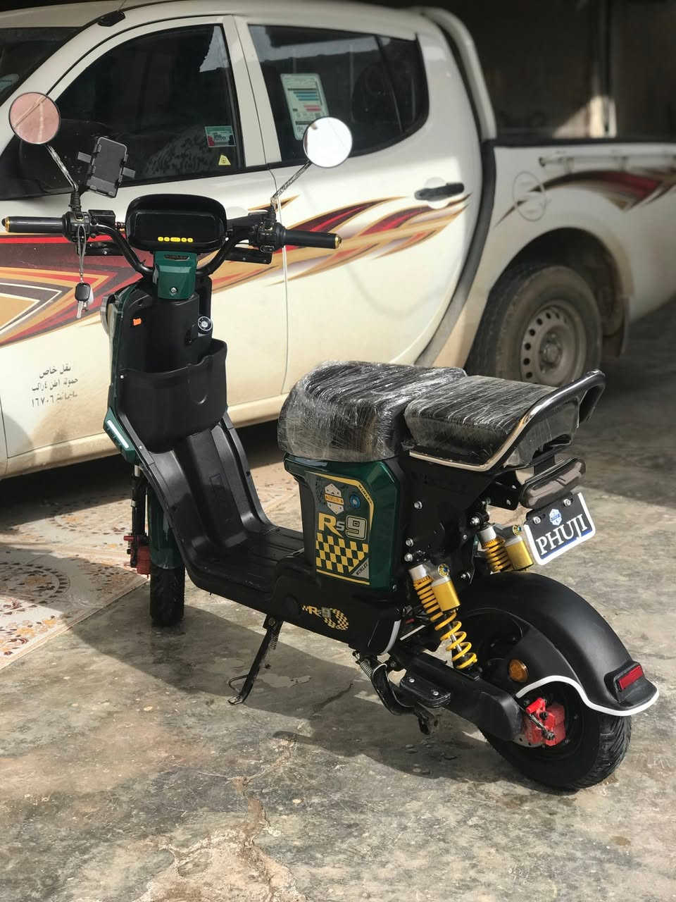 السلام عليكم بايسكل شحن للبيع 
السعر خاص


**إذا كنت صاحب هذا الإعلان وتريد حذفه لأي سبب، رجاءا أرسل رسالة إلى الدعم الفني**