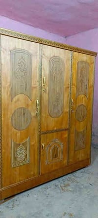 كنتور صاج تفصال ٣ أبواب نظيف جدا مليان رفوف خمسه ميل قرب مدرسة بور سعي...