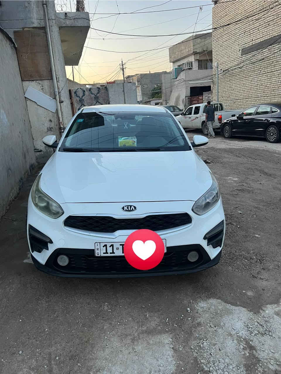السلام عليكم للبيع كيا فورتي موديل 2019 رقم بغداد دولي بيها قطعتين صبغ بدون دواخل ليبل واحد كلها كير ايتي مكينه 2000 دوش ما مفتوحة السعر 125 مكان بغداد رقم الهاتف ***********
