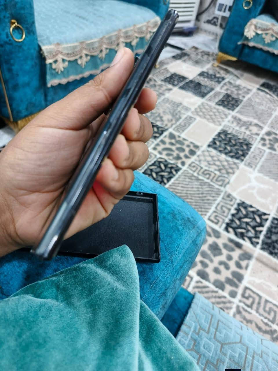 للبيع نوت 20التر وكع من ونكسر شاشه وضهر مالته بدلتله شاشه وبقه بس ضهره لللبيع قيم بل يرضي الله
مكاني بغداد جسر ديالئ ***********
