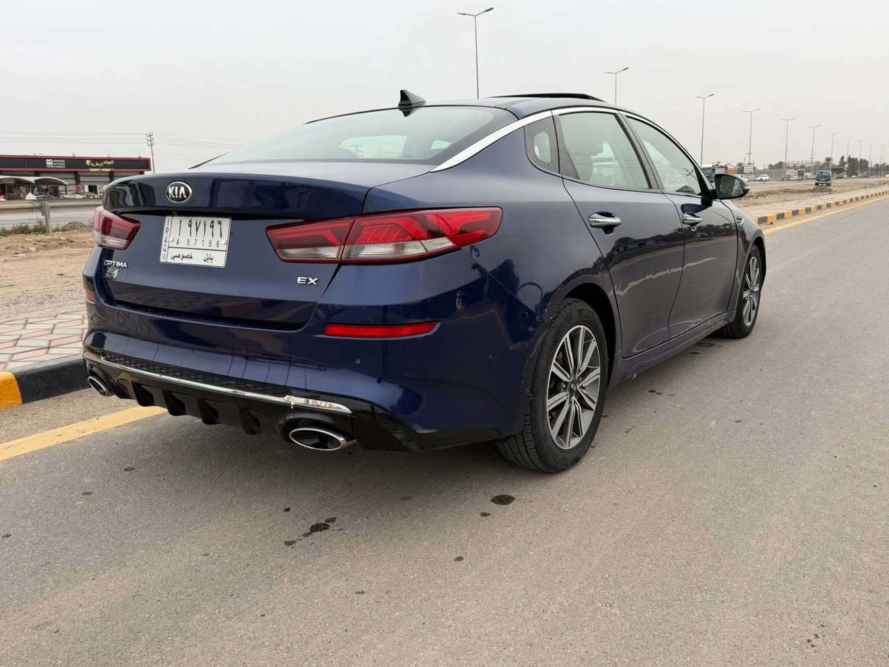 السلام عليكم
. اوبتما ((2019))  EX

فول مواصفات

محرك 2000 توربو  GDI

***المواصفات***

بانوراما 

مراية تعتيم 

بصمه تشغيل وابواب 

لد نهاري امامي خلفي

لد باليدات ليلي نضام ترحيب

كشن كهرباء

كشن نص جلد ونص مخمل

تحكم فول

حساس خلفي

صندوق ذكي يفتح عند الاقتراب 

شاشه كبيره وكامرا  دواره

رادار جانبي 

رادار امامي 

سياقه ذاتيه 

رادار  توقف ذاتي 

تنبية خروج عن المسار

دواسات مال سبورت

دبل اكزوز  صالنصة 

دفيوزر مشيف بلادي اسود

سياره نضيفه كفالة الشواصي واللغود 

حادث السياره ربع البنيد فقط السونار مرفق 

ماشيه 100 الف ميل 

السعر 135 وبيه مجال 

مكاني بابل الحله 

للاستفسار 

***********
***********
