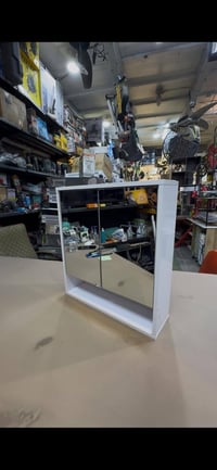 يا الله  اثاث بريطاني جديد لك بلكارتون توصيل كافه المحافظات ٠٧٧٣١٨٣٠٤٧...