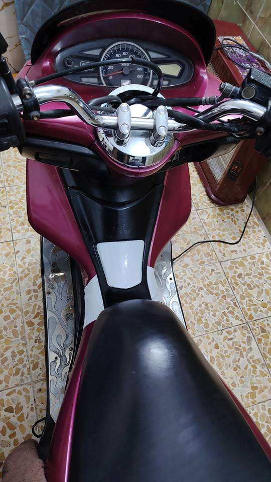 دراجة بي سي اكس جيل الأول ١٢٥ جي اف لون مميز دراجة خرسه تجي تفحص وتشوف دراجة مال جناي خير من الله المكينه مكفوله بغداد, العراق


**إذا كنت صاحب هذا الإعلان وتريد حذفه لأي سبب، رجاءا أرسل رسالة إلى الدعم الفني**