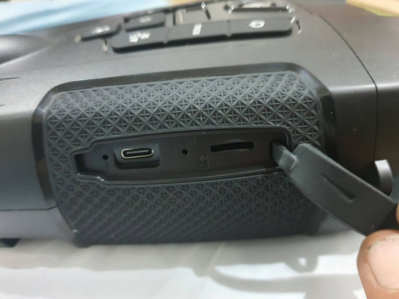 من رخصه صاحب الكروب ناظور ليلي نهاري جديد للبيع ما متواجد على النت
الاتصال على الرقم ***********
