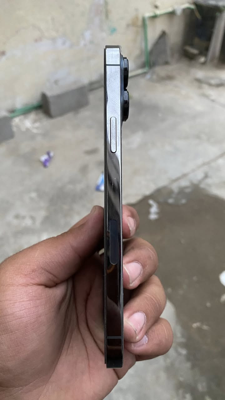 السلام عليكم
ايفون 13 برو ماكس نظيف للبيع لون اسود نموذج M امريكي اصلي ذاكرة 256 بي لاسق حمايه لضهر ولوجهه بطارية 95 مامفتوح الموبايل جان مظموم استعمال فتره قليله سعره 750 وبي مجال كلش بسيط عاملني خاص وتعال اخذه على نفس الاتفاق


**إذا كنت صاحب هذا الإعلان وتريد حذفه لأي سبب، رجاءا أرسل رسالة إلى الدعم الفني**