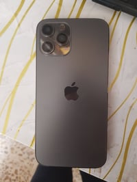 جهاز ١٢ برو ماكس مبدل شاشة ومكسورو ومبدل بطارية ومبدل شاصي الجهاز شغال...