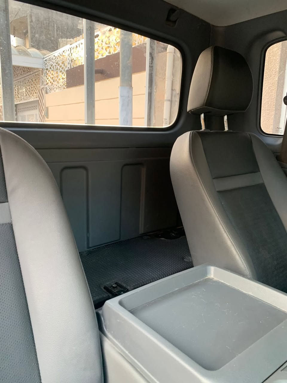 سلام عليكم كيا فحل للبيع موديل ٢٤ غاز
الموصفات :
مري شفط 
كشنات تدفئه تبريد 
ستيرن تدفئه 
رادار امامي 
مانع تزحلق 
حساسات خلفيه 
كير اوتوماتيك 
تحكم ستيرن 
قماره وربع 

السياره وارد كوري ماشيه ٧٩الف 
السعر ٢١٠. 

*********** 

مكاني بابل
