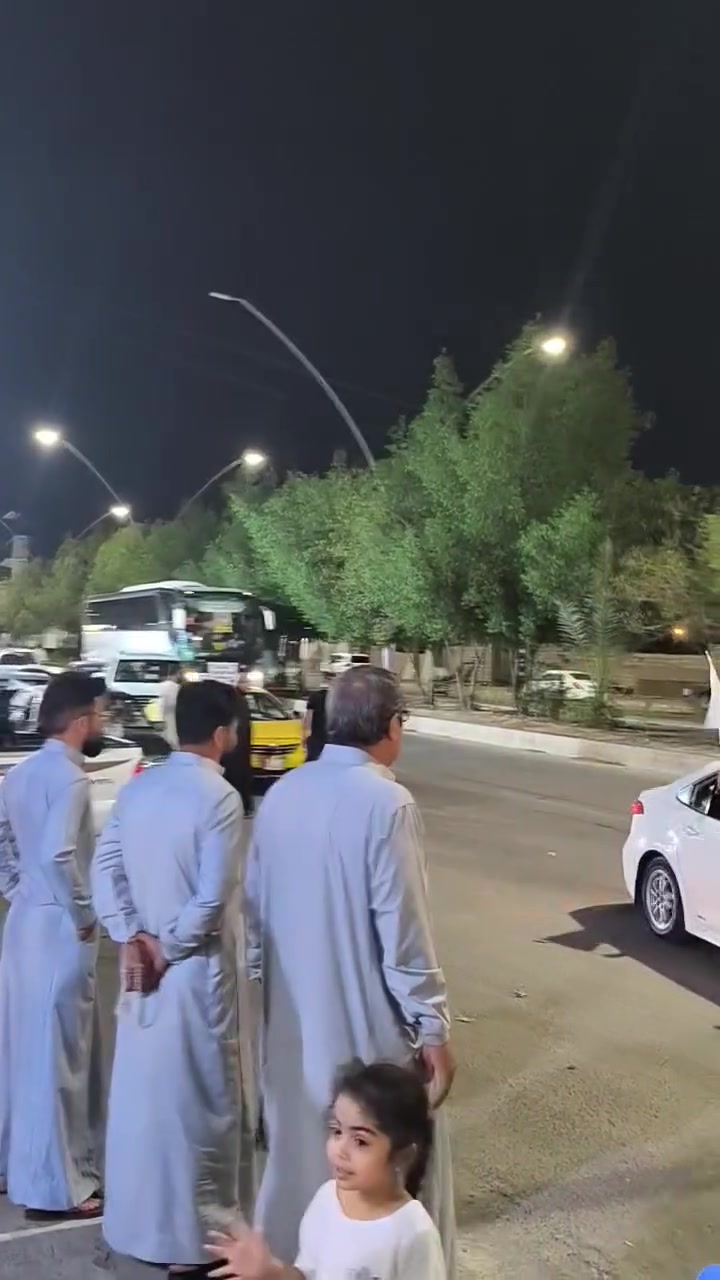 الحمدلله دائماً و أبداً الحمدالله حتى يبلغ الحمد منتهاه ‏الحمدلله بلا سببٍ ولا طلب ولا عدد ، الحمدلله حتى تَرضى ، الحمدلله حمدًا كاملاً على أقدارنا المكتوبة
ابتهجت شركة سما الرحيل  الحج والعمرة   بعودة المعتمرين سالمين للبلاد، وكان في استقبالهم العشرات من ذويهم وأبناء عائلاتهم .
وعند وصول قوافلنا قام الأهالي باستقبال المعتمرين وسط أجواء من السعادة والفرح، وأعرب المعتمرون عن مدى سعادتهم بأداء مناسك العمره وزياره الأماكن المقدسة والمباركة، سائلين المولى تبارك وتعالى ان يتقبل عمرتهم 
ومستمرين في استلام جوازات لشهر محرم موعد الانطلاق 7/15 البر كافه الخدمات ب400 دولار 
مع الطعام 500 دولار 
سارعو بتسليم جوازاتكم خدمتكم شرف لنا 
العنوان الفلوجة حي نزال شارع اسواق يثرب 
*********** تاج الدين المشهداني 
#نعمل من أجلكم
#نسهر لخدمتكم
#لسنا_الوحيدون_ولكننا_الأفضل
#خبرة_على_مدى_السنين_
#خدمة_ضيوف_الرحمن_وسام_شرف_نضعه_على
_صدورنا_السرعة #والدقة #شعار #عملنا
