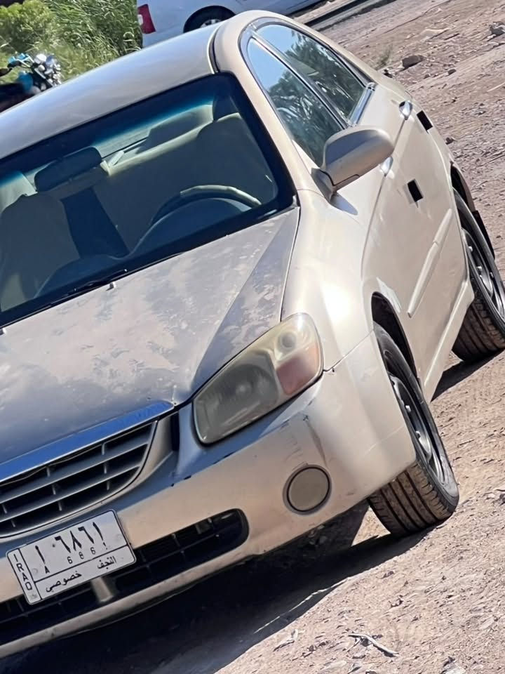 السلام عليكم سياره سبكتره 2006 رقم  نجف سنويه جديده تحويل مباشر بسمنه السيارة وارد امريكي مكينه 2000مصبوغه بدون حادث كير مكينه جديده تخم تاير جديدحدادا جديدالسياره جاهزه مابيها أي نقص مكان السياره واسط الحفريه رقم الهاتف ***********
