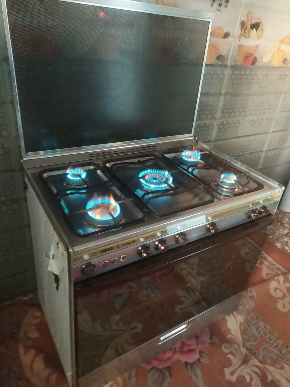 السلام عليكم طباخ مصري كريازي فول نضافه ونار وفران داخل
خارج جدأ نضيف تجي تفحص وتأخذ العنوا بابل مركز 

 ***********
