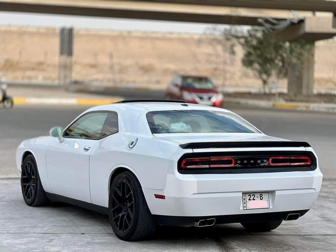 السلام عليكم
جالنجر 2012 للبيع SXT PLAS

كير محرك كفاله

تدفئه تبريد شغال 

كهربائيات كلها شغاله 

سياره حلوه ومرتبه مال بيت 

ضررها جاملغ وباب سكن 

وبنيد محدث والجاملغ الوره بي تعديل بارد وصبخ شويه 

ابيع حزام سياره حته لاتعبني واتعبك 

سياره فول مواصفات مناقصها شي 

السعر١٠٠  

سياره باسمي سنويه جديده وهزه خلصت بشهر العاشر 

تحويل مباشر  ***********

مكان سياره تكريت 

وشكرا 🤍
