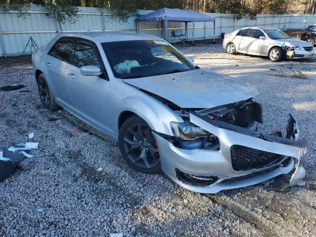 سلام عليكم سياره ٢١ مرمزه ٢٢ سياره جديده كلش سعر ٢٠٠ // ***********
