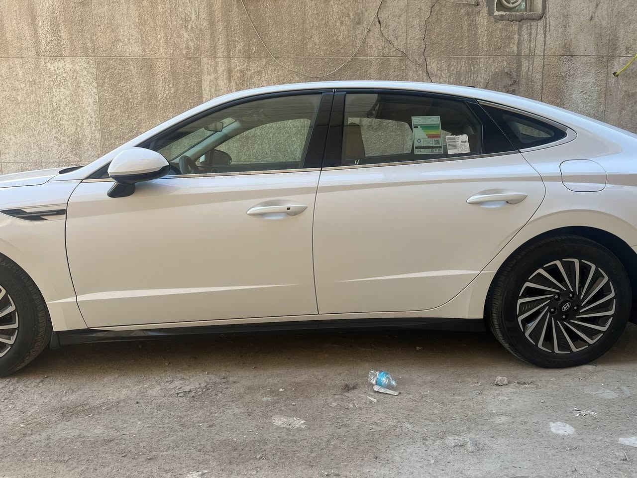 سوناتا خليجي فول مواصفات هايبرد محرك 2000 كفاله عامه ماشيه 17 موديل 24 نظام السياره مقترض وكفيل رقم بغداد وراعيها بغداد مكانا باالبصره رقم التلفون /***********
