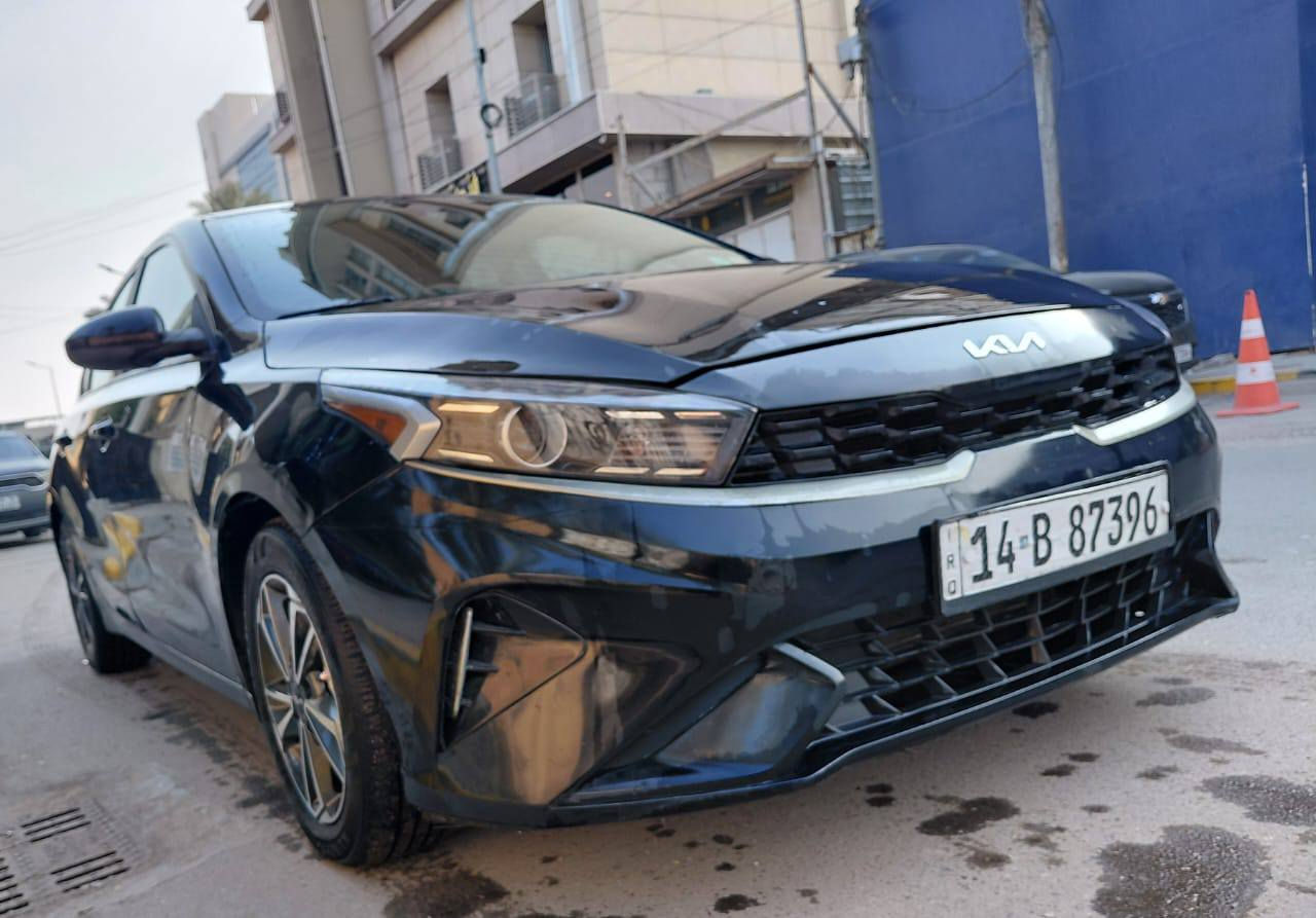 السلام عليكم لبيع كيا فورتي 2023 وارد امريكي ضرر فقط جاملغ أمام رقم بصره حره تحويل ثاني يوم مكينه 2000 سياره جاهزه حداده تخم تاير كير مكينه تبريد مكاني بصره …. *********** لسعر 156
