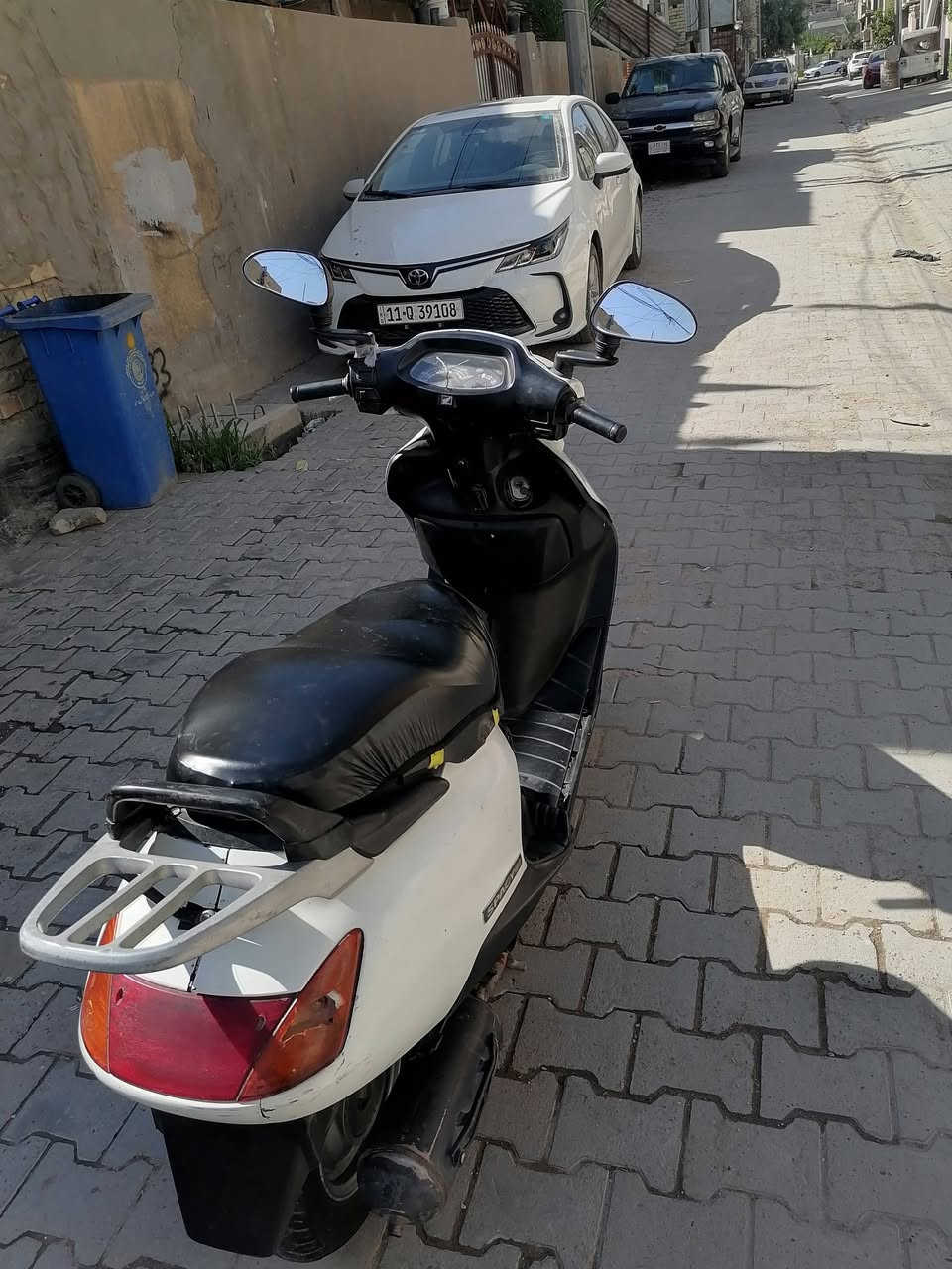 السلام عليكم
سبيسي للبيع دراجه نظيفه كاملة مكملة كلشي شغال بيها نقص الباتري فقط مكينه نكرة شلعة ومعدل مابيها تبخير ولا ضعف بالمكينه/ السعر 300 
عنوان بغداد الحرية
***********
