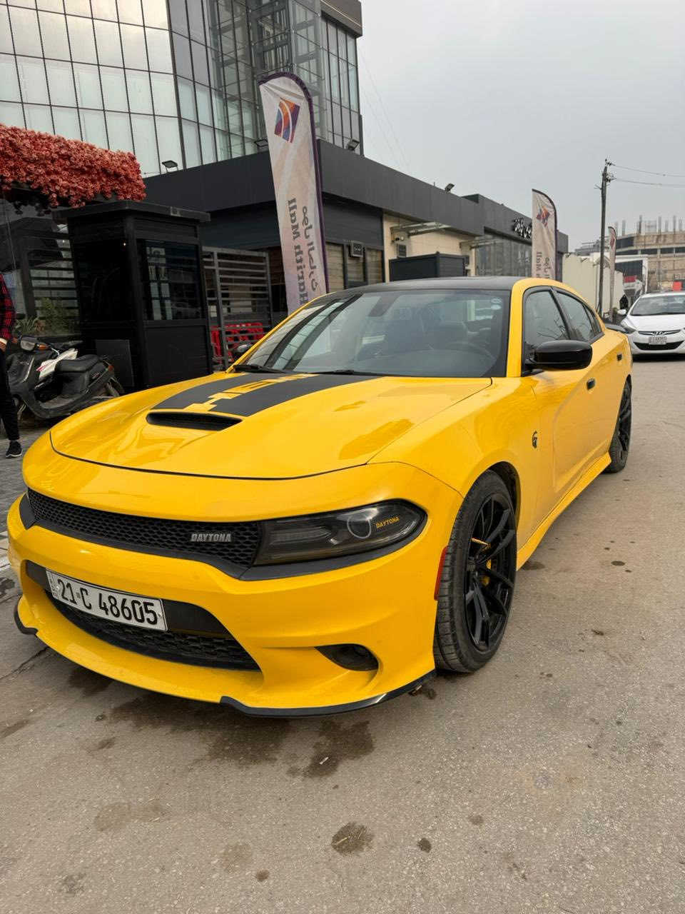 جارجر SRT دايتونا 2017 للبيع او مراوس ضررها جاملغات الاماميه ثنينهن من امريكا بيها كلير قطعتين للاستفسار ***********
