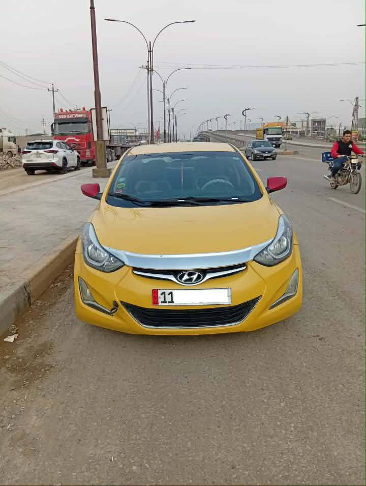 السلام عليكم 
للبيع النترا مضلع 2015 وارد امريكي ضررها جاملغ امامي فقط 
كير ومحرك وصدر كله جديد بشرط.   
محرك 1800دوش ال مرغوب
رقم بغداد دولي . هزه وسنويه جديد. شرط التحويل 
السيارة مصفره هيئه وغرامات. وخط وبحث جديد.

تبريد ثلج. تدفئه شغاله 
تخم تاير جواها شرط جديد 
شاشه كبيره. كامره خلفيه 
تحكم استيرن جهتين
حساسات خلفيه  
مواصفات السياره نص فول 
مكاني ديالى الخالص 
***********
***********
