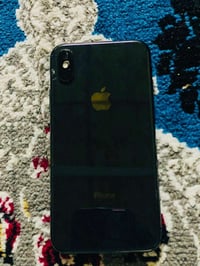 آيفون اكس • ذاكره ٦٤ • بطاريه ٧٧