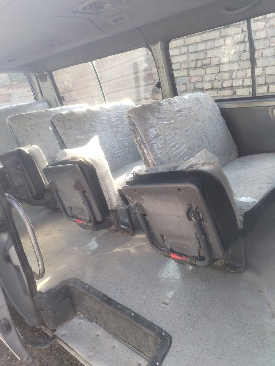 نيسان يورفان مديل 2009 مكينا بيهاا مال ونجي ديلكو تبريد شغال
نقصهاا اي شي السعر 118وبيهاا مجال بصيط ***********
