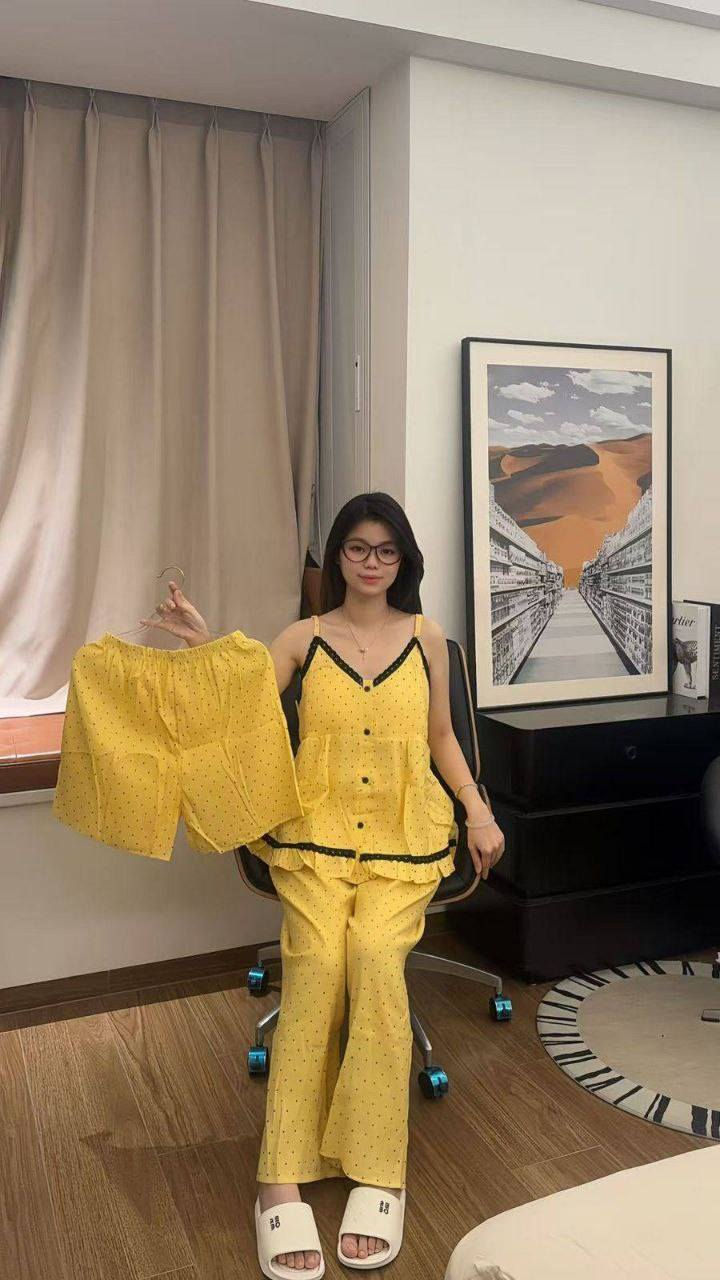 تراك كريشه 3 قطع
قياسات M L xl xxl
جمال القطع يمنة 🥹❤️❤️‍🔥
توصيل لجميع محافظات العراق


**إذا كنت صاحب هذا الإعلان وتريد حذفه لأي سبب، رجاءا أرسل رسالة إلى الدعم الفني**