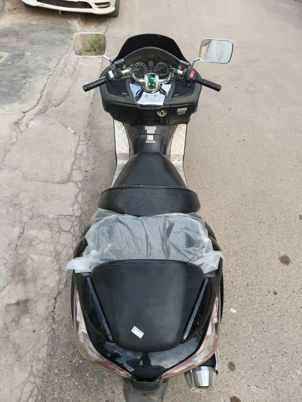 السلام عليكم فورزه صفر 9
كرستال 7 كير 4 تحويلات دراجه رمبه كفاله عامه السعر مليون و٣٥٠ وبيه مجال الطيبين 

المكان الشعله رقمي ***********
