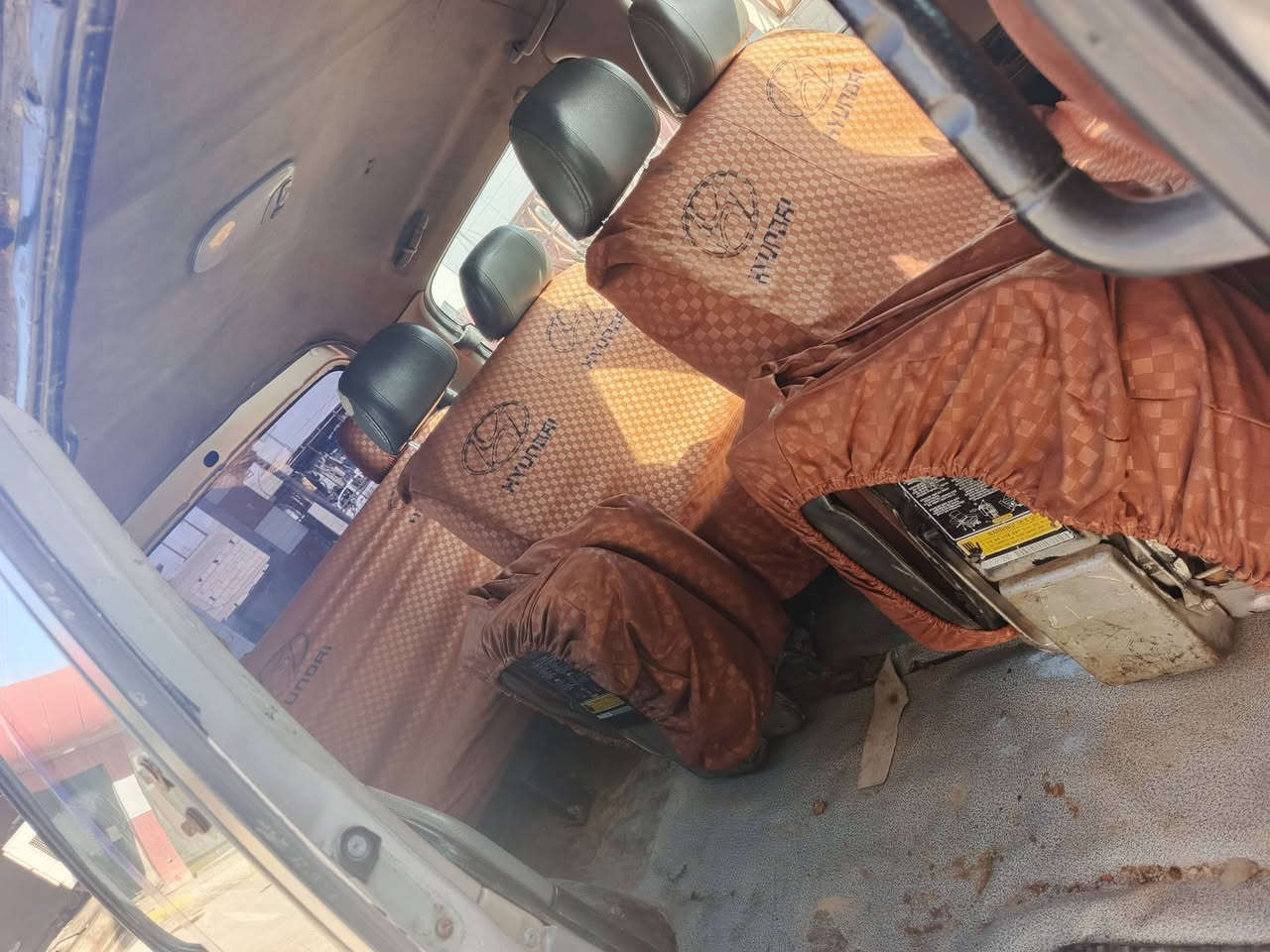 ستاركس 2007مصبوغة عام بدون معجون رقم انكليزي مكينة مسكر كير اوتو السعر ٦٥شراي اتصل ***********
