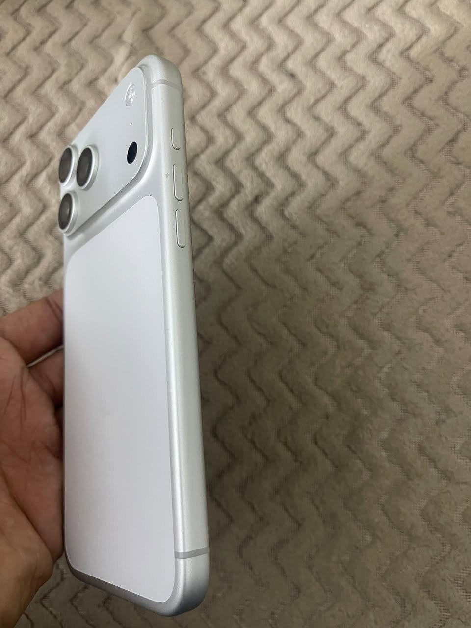 ايفون ١٧ برو ماكس ذاكره ۲٥٦ ايسم  عدد الدورات ٧٣
+964 773 572 7147


**إذا كنت صاحب هذا الإعلان وتريد حذفه لأي سبب، رجاءا أرسل رسالة إلى الدعم الفني**