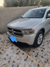 دورنكو ٢٠١٢ بيع او مراوس السياره داخله كلين  رقم بغداد.  07835774525