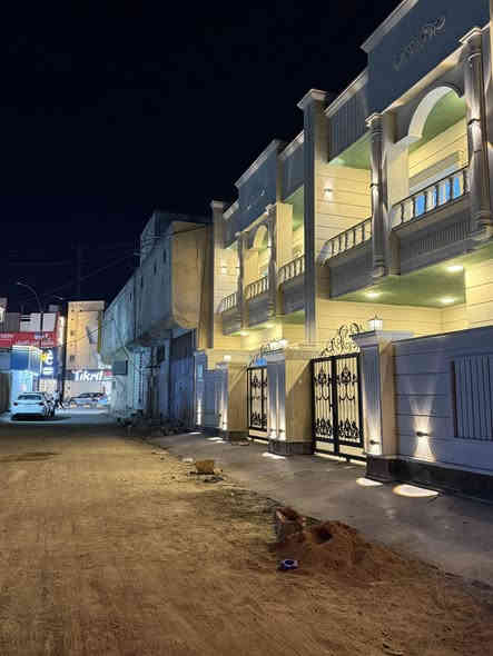 🏡 ً🔥 متوفر الآن لدى مكتب عقارات الصادق دار للبيع🔥
✅  دار #حديث للبيع بناء  2025 زيرو
✅ على شارع 15✅ تبليط
✅📍الموقع  تكريت - بدايه الزهور خلف التجاري
  ✅ 🏠 مساحه الدار  (( 120 متر ) 📏
  ✅  الواجهة: 8 متر
 يتكون الدار  من 
✅ طابقين 3 غـــرف نـــوم 
✅ 3 مـــجموعات صــحية
✅ اســتقبال  + صاله داخلية + مطبخ +
✅ واجهه حجر  + السقف كل البيت سحب مغربي
✅ السطح شتايگر  + الارضية بورسلين درجة  اولى 
#السعر 160  مليون وقابل لتفاوض
📞 للحجز والاستفسار: *********** / ***********
🔑 🏡 مكتب الصادق للعقار
