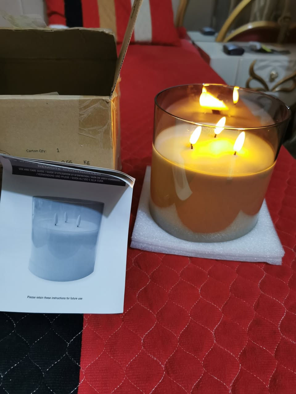 شمعدان تحفة زجاج فضي حجم كبير موضح بالصورة
جديد بالكارتونه غير مستعمل
اصلي اوربي 
يعمل على البطاريات
مع ريمونت كونترول تحكم في قوة الاضائة واطفاء تشغيل
للاستفسار تواصل خاص 
يوجد توصيل لجميع محافظات العراق ٣ الاف


**إذا كنت صاحب هذا الإعلان وتريد حذفه لأي سبب، رجاءا أرسل رسالة إلى الدعم الفني**