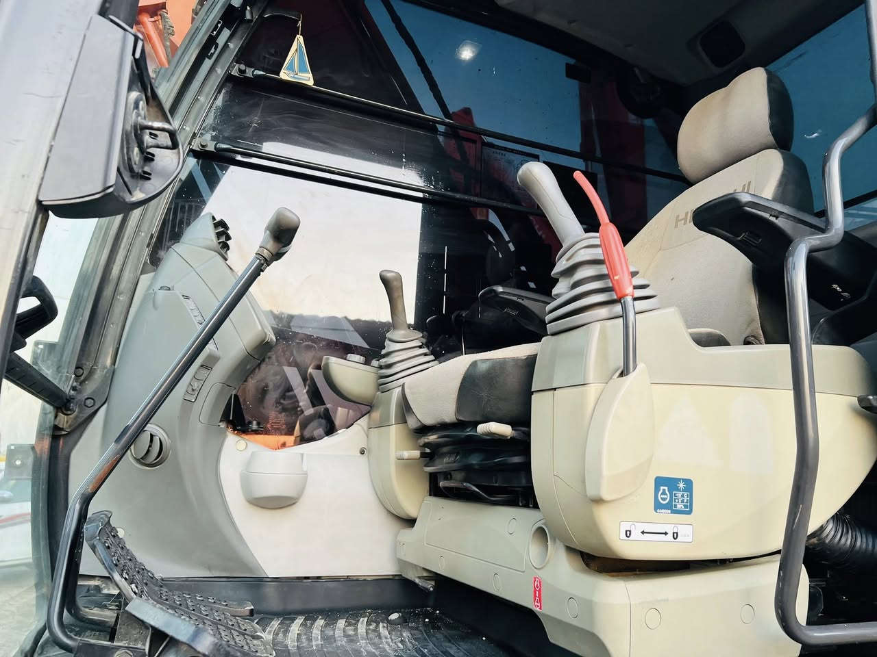 عــــلئ بـــركة الله …

-يتوفر لدئ شركة ناصر جليل حمود 
للتجارة العامة وتجارت ألاليات الثقيلة

#ZAXIS_2016_5B_200_HITACHI
#بحالةالزيروو حصراً من أرض اليابان 🇯🇵
#لعشاق المميز والجديد دبل مضخه 

#حالة الوكالة كلشي وضع الشركة🇯🇵
#محرك 4سلندر انجكتر+مأئسس جك
#دخول جديد وارد اليابان كفالة عامة

#اسعار مناسبه جداً سارعو بالحجز✅•
#دخول جديـnewــد نظافة 1/1 جاهـزه •

www.tiktok.com/@hh_vvl
#الـــعنوان بابل الشوملي طريق الحولي 📍.
الأستفسار ***********ناصر جليل حمود📞
الأستفسار ***********حسين ناصر جليل📞  

(رقــم الاعــلان264✅)
