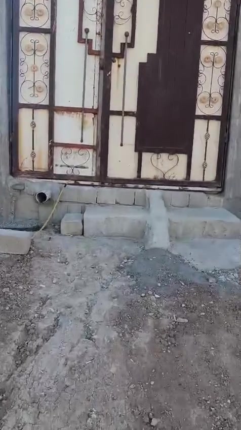 بيت البيع بلقوسيات خلف مجموع النخيل زراعي بناء 110متر +كاع من ضمن البيت 90متر الستفسار الرقم ***********
