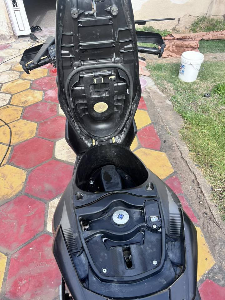 دراجه ZRللبيع اوراق اصوليه 7 منفذ جنوبي موديل 23 الدراجه نضيفه شوفت عينك السعر خاص 
الرقم ***********
