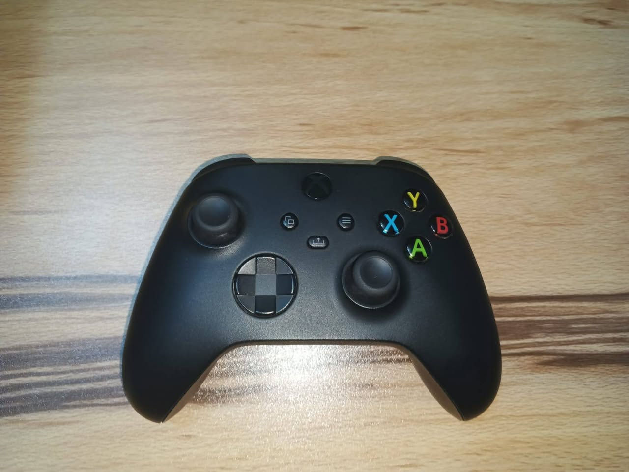 xbox series x للبيع 
جهاز xbox series x مستعمل نضيف جدا نسخه 1 تيرا 

الجهاز نضيف استعمال خفيف مع كامل اغراضه نضيفه 

مكاني كربلاء 

سعر 700 بي مجال بسيط
للتواصل: ***********
